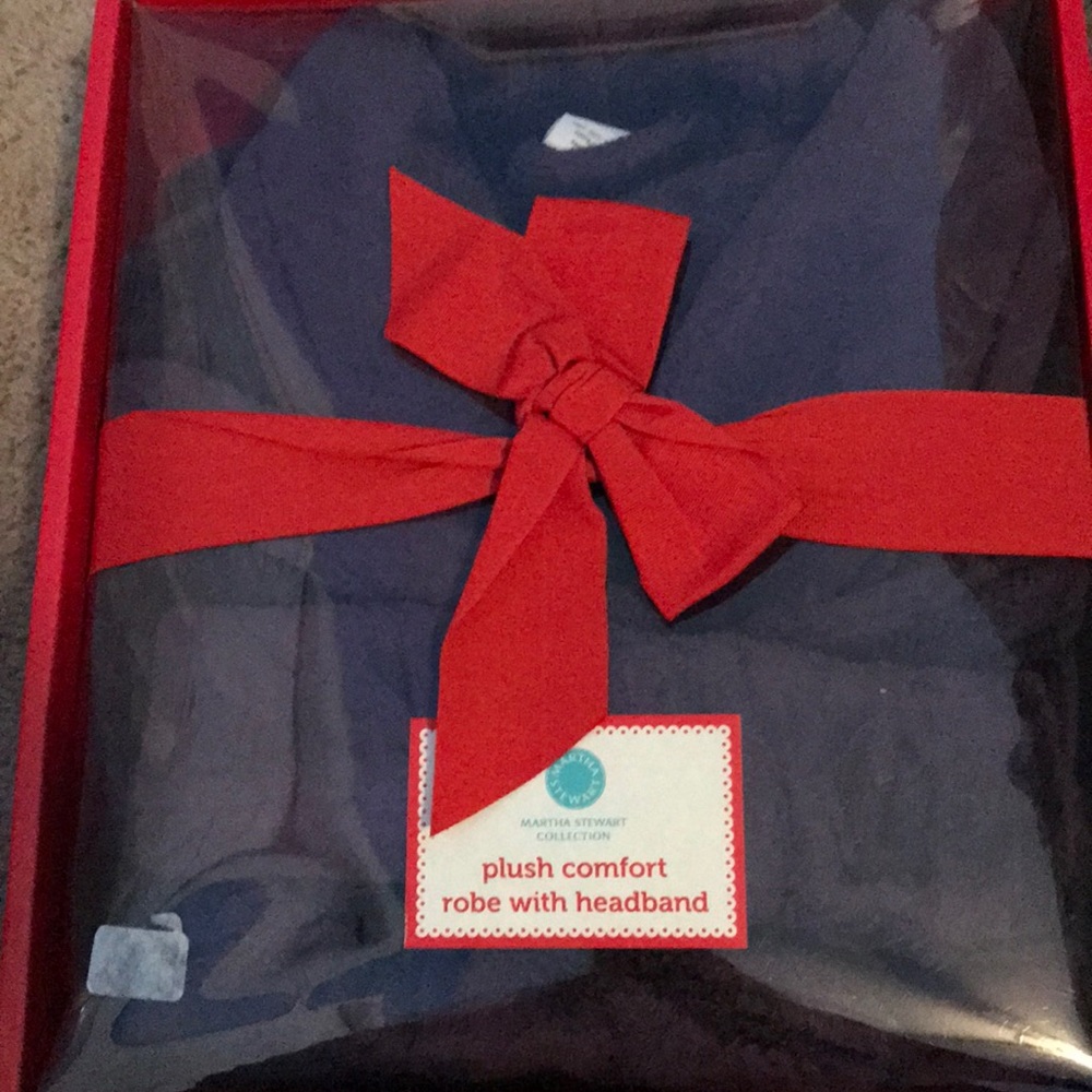 Plush comfort robe with headband